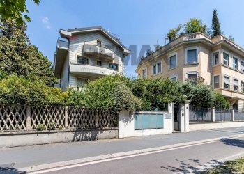 Edificio all\'aperto - Three-room apartment via monte rosa
 
34, Milano - photo 36