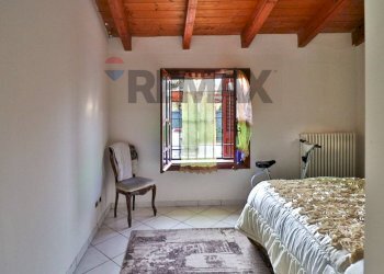 Camera / camera da letto - Independent house Via Val D'Enza
180, Sant'Ilario d'Enza - photo 14