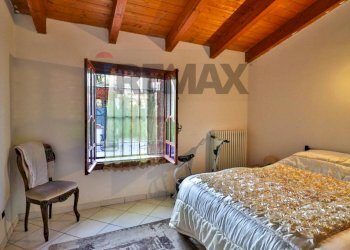 Camera / camera da letto - Independent house Via Val D'Enza
180, Sant'Ilario d'Enza - photo 15