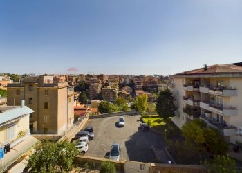 Edificio all\'aperto - Trilocale via sant'igino papa
116, Roma - foto 16