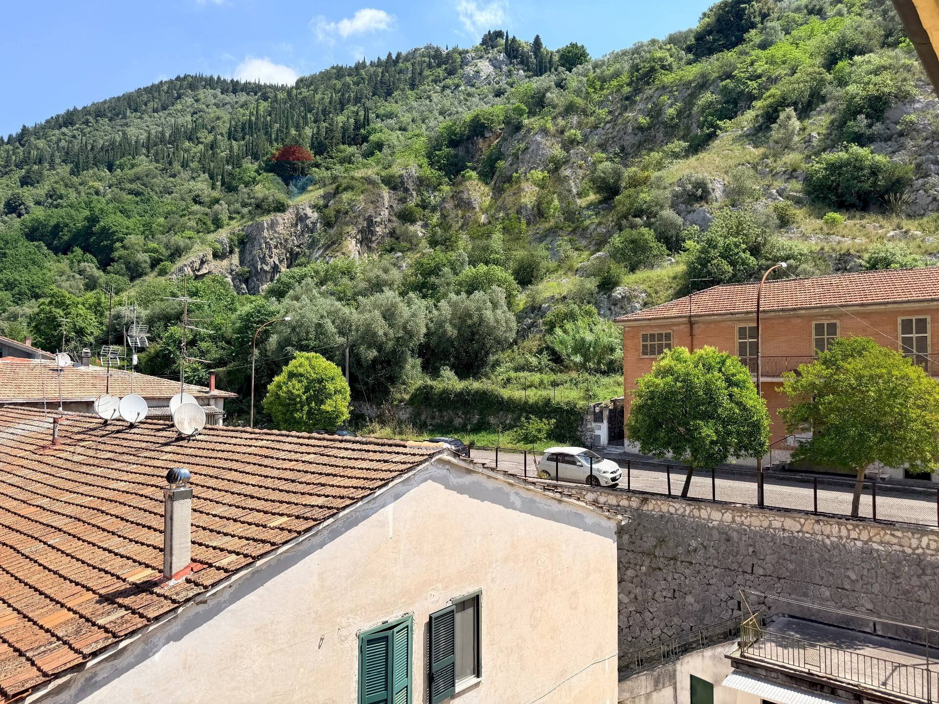 Vista delle montagne - Trilocale Via Guglielmo Marconi
17, Sora - foto 2