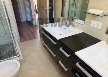 Bagno - Trilocale Via Guglielmo Marconi
 
17, Sora - foto 24