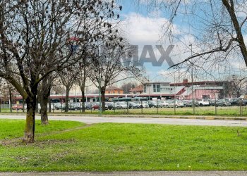 Edificio all\'aperto - Box via tintoretto
 
10, Cologno Monzese - foto 5