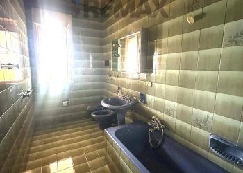 Bagno - Apartment Via Tirana
 
20, Santa Cristina Gela - photo 19
