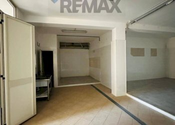 Parcheggio - Apartment Via Tirana
 
20, Santa Cristina Gela - photo 44