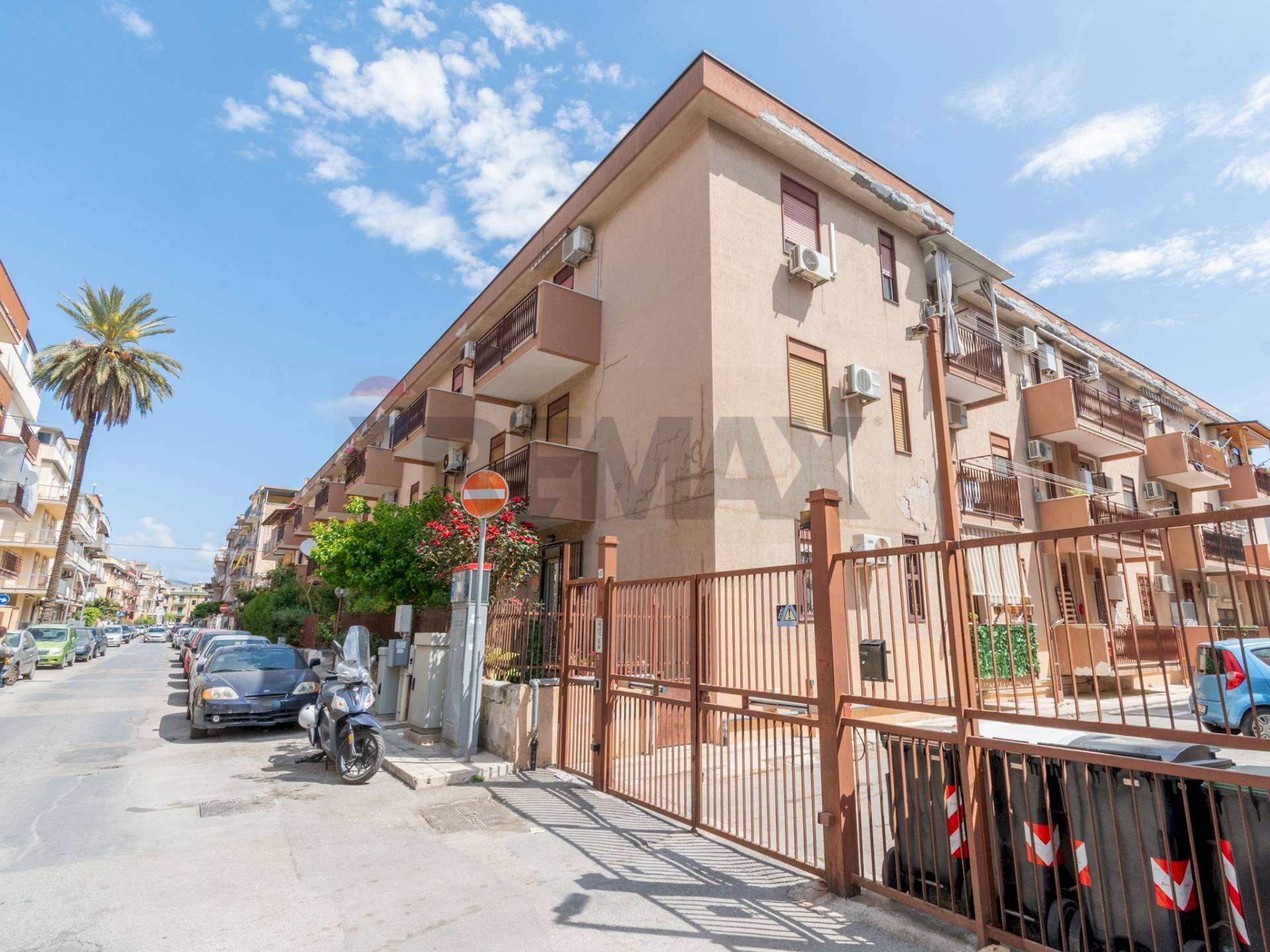 Edificio all\'aperto - Quadrilocale Via Giovanni Gorgone
 
48, Palermo - foto 1