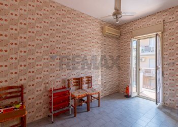 Sala da pranzo - Quadrilocale Via Giovanni Gorgone
 
48, Palermo - foto 14