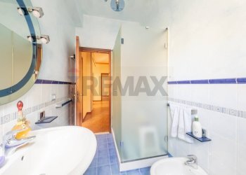 Bagno - Quadrilocale Via Giovanni Gorgone
 
48, Palermo - foto 15