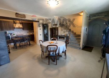 Sala da pranzo - Villa via felice cavallotti
 
01, Schignano - foto 10