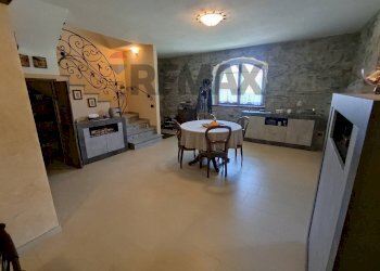 Sala da pranzo - Villa via felice cavallotti
 
01, Schignano - foto 11