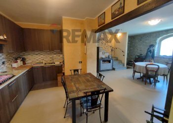 Cucina - Villa via felice cavallotti
 
01, Schignano - foto 14