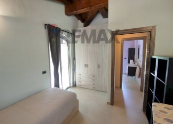 Camera / camera da letto - Villa via felice cavallotti
 
01, Schignano - foto 21