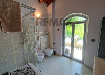 Bagno - Villa via felice cavallotti
 
01, Schignano - foto 24
