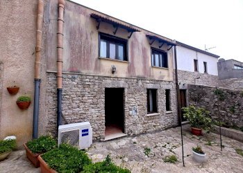 Casa all\'aperto - Three-room apartment VIA SAN FRANCESCO
 
53, Erice - photo 4