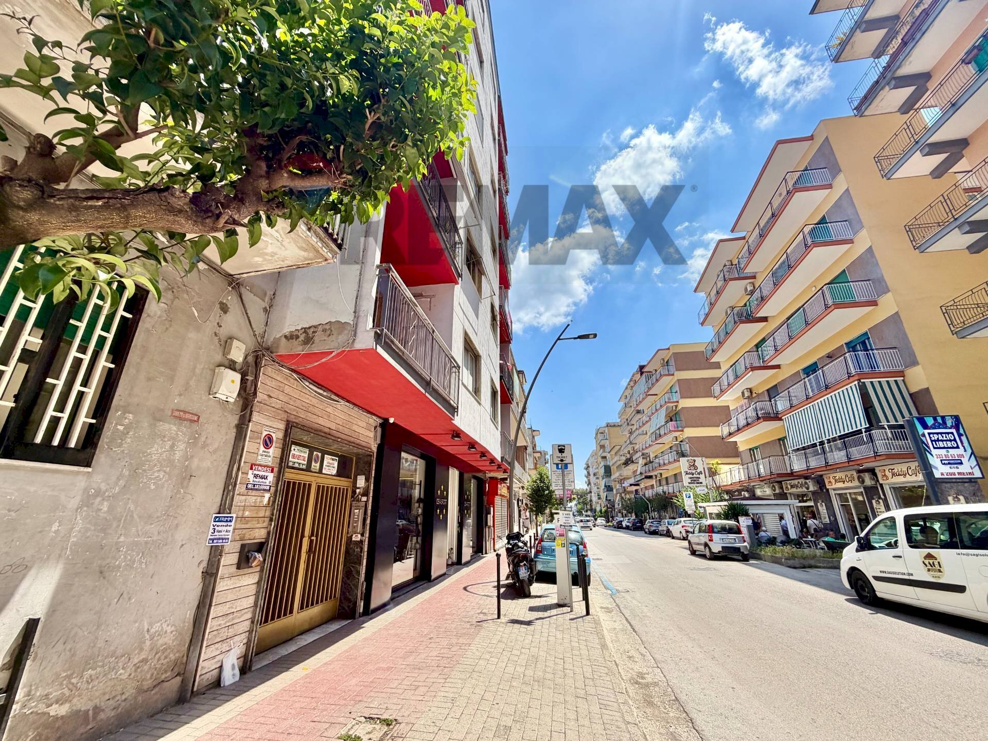 Edificio all\'aperto - Three-room apartment CORSO EUROPA
183, Marano di Napoli - photo 2