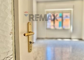 Dettagli - Trilocale CORSO EUROPA
 
183, Marano di Napoli - foto 7