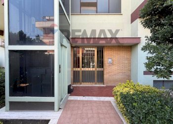 Casa all\'aperto - Four-room apartment Via Giotto
 
14, Aprilia - photo 2