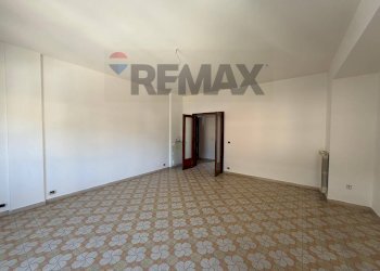 Stanza vuota - Four-room apartment Via Giotto
 
14, Aprilia - photo 7