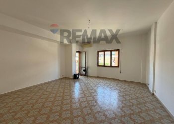Stanza vuota - Four-room apartment Via Giotto
 
14, Aprilia - photo 9