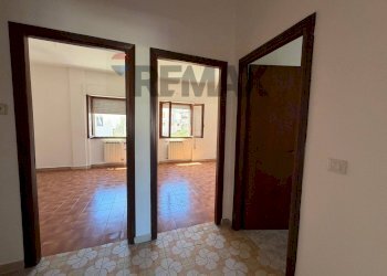 Hall / corridoio - Four-room apartment Via Giotto
 
14, Aprilia - photo 14