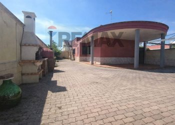 Casa all\'aperto - Villa Via di Buoninsegna
 
snc, Nardò - foto 2
