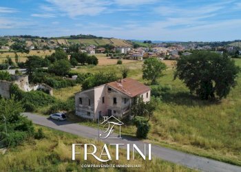 Foto 1 - Rustico Via Cincinnato, Sant'Egidio alla Vibrata - foto 1