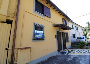 Foto 1 - Casa indipendente Via Val Di Badia, Buti - foto 1