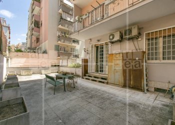 Foto 1 - Bilocale Via Pietro Fedele
 
51, Roma - foto 1