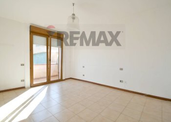 Stanza vuota - Terraced Villa VIA SESTU
58, Elmas - photo 22