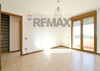 Stanza vuota - Terraced Villa VIA SESTU
58, Elmas - photo 23