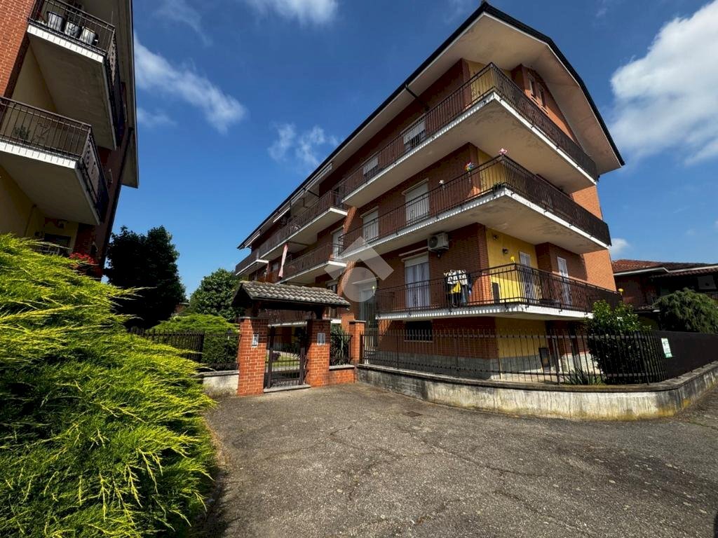 Three-room apartment Via superga, Carmagnola - photo 1