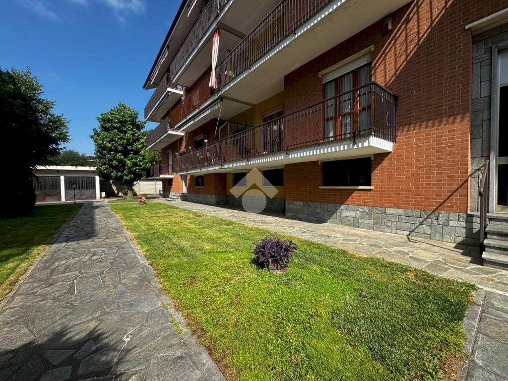 Three-room apartment Via superga, Carmagnola - photo 2
