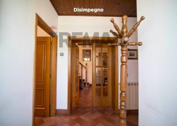 Hall / corridoio - Independent house VIA TRENTO
 
70, Roccastrada - photo 6