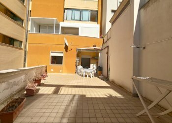 Foto 33 - Three-room apartment Via Unione Militare
 
12, Gallipoli - photo 33
