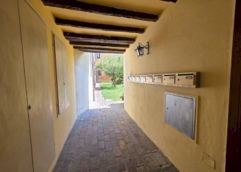 Interno palazzo - Two-room apartment via Borgo, Minerbio - photo 3