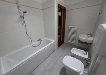 Bagno - Three-room apartment via Borgo, Minerbio - photo 20