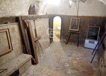 Foto 3 - Negozio Via delle Mura
1, Nepi - foto 3
