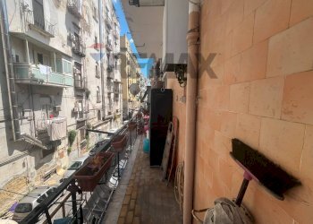Balcone - Three-room apartment via C. Carmignani
 
113, Napoli - photo 4