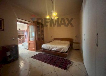 Camera / camera da letto - Three-room apartment via C. Carmignani
 
113, Napoli - photo 16
