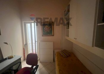 Camera / camera da letto - Three-room apartment via C. Carmignani
 
113, Napoli - photo 19