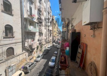 Edificio all\'aperto - Three-room apartment via C. Carmignani
 
113, Napoli - photo 27