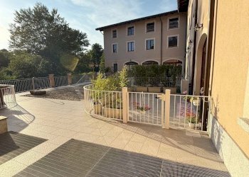 Foto 9 - Appartamento Via Costa Lambro
 
7, Carate Brianza - foto 9