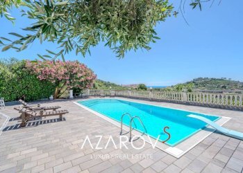 Piscina - Villa via Giuseppe Airenti, 286, Imperia - photo 2