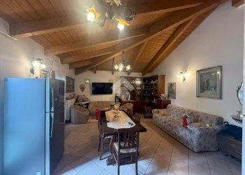 Three-room apartment Via Tragni, Gattatico - photo 9