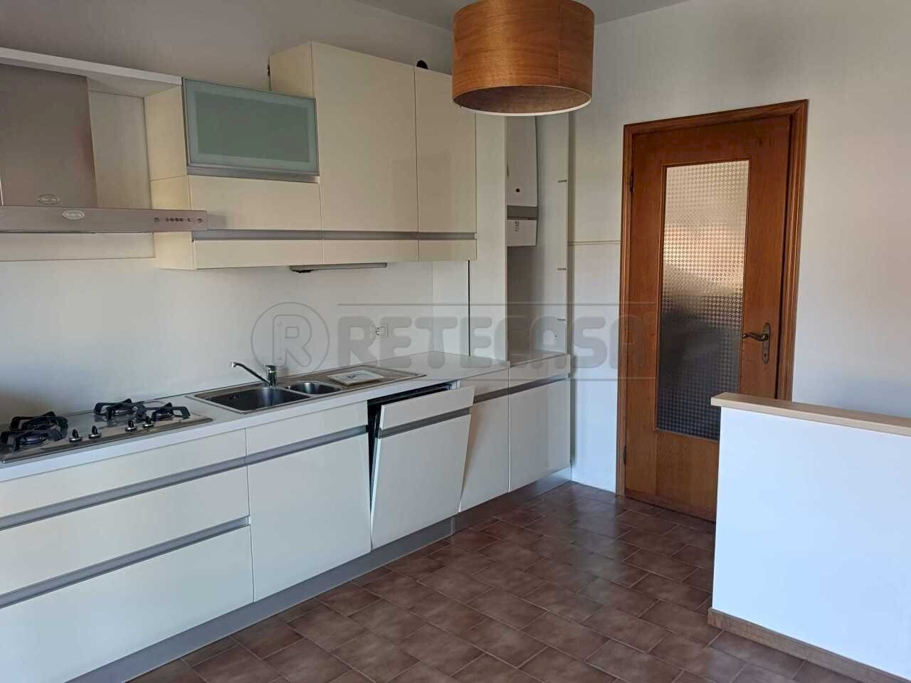 WhatsApp Image 2026-05-25 at 10.29.40 - Three-room apartment Via Toffetti, Crema - photo 1