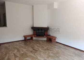 WhatsApp Image 2026-05-25 at 10.29.42 (1) - Three-room apartment Via Toffetti, Crema - photo 9