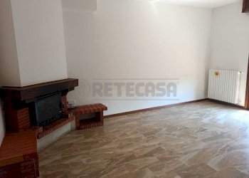 WhatsApp Image 2026-05-25 at 10.29.42 (3) - Three-room apartment Via Toffetti, Crema - photo 10