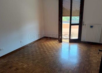 WhatsApp Image 2026-05-25 at 10.29.43 (3) - Three-room apartment Via Toffetti, Crema - photo 13