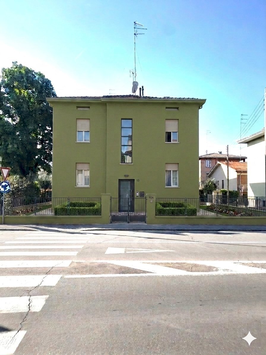 Facciata verde - Independent house Via Volturno 104, Parma - photo 1