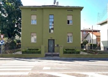 Facciata verde - Casa indipendente Via Volturno 104, Parma - foto 1